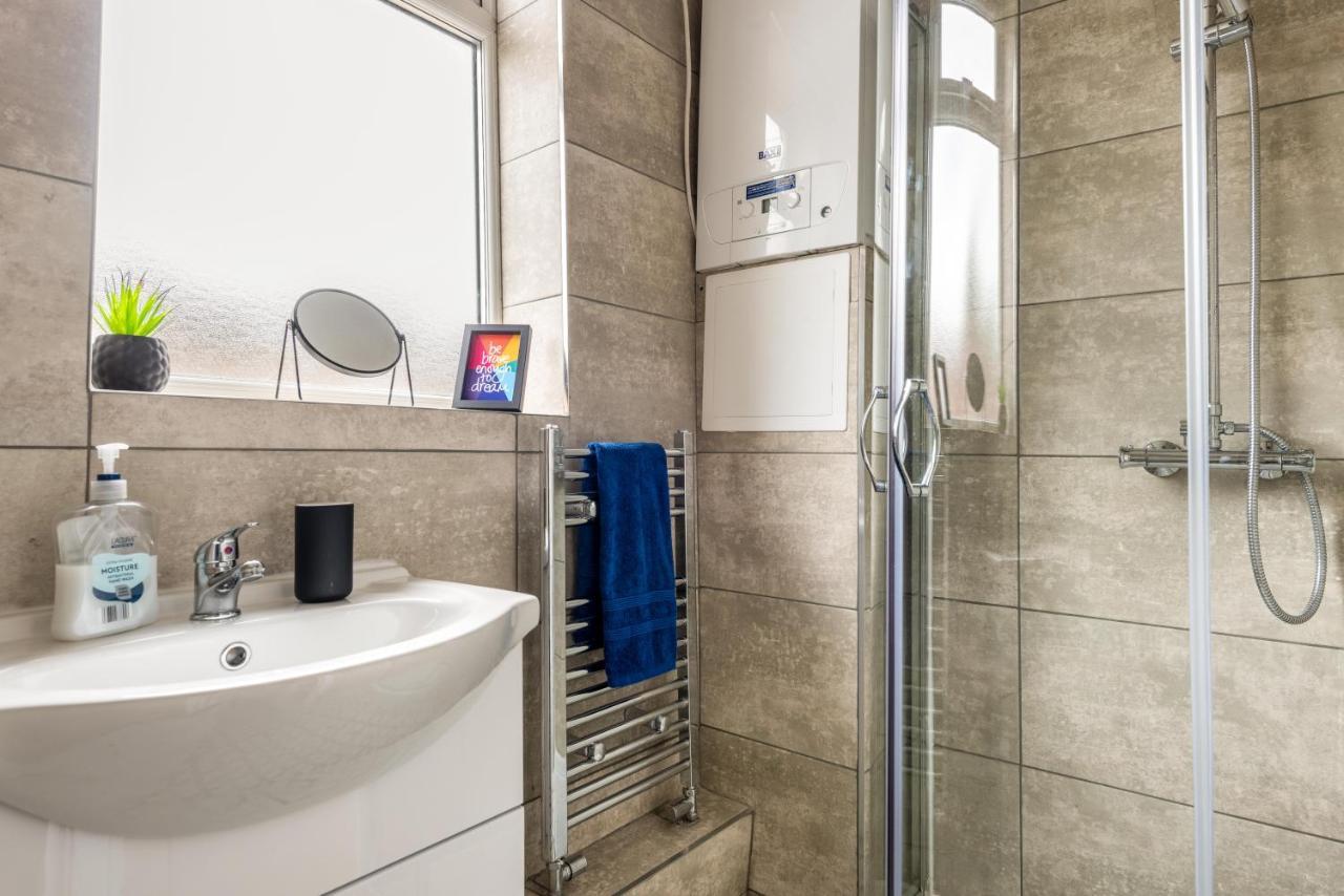 Hopetown Apartment-Modern 1 Bed With Free Parking Normanton  Eksteriør billede
